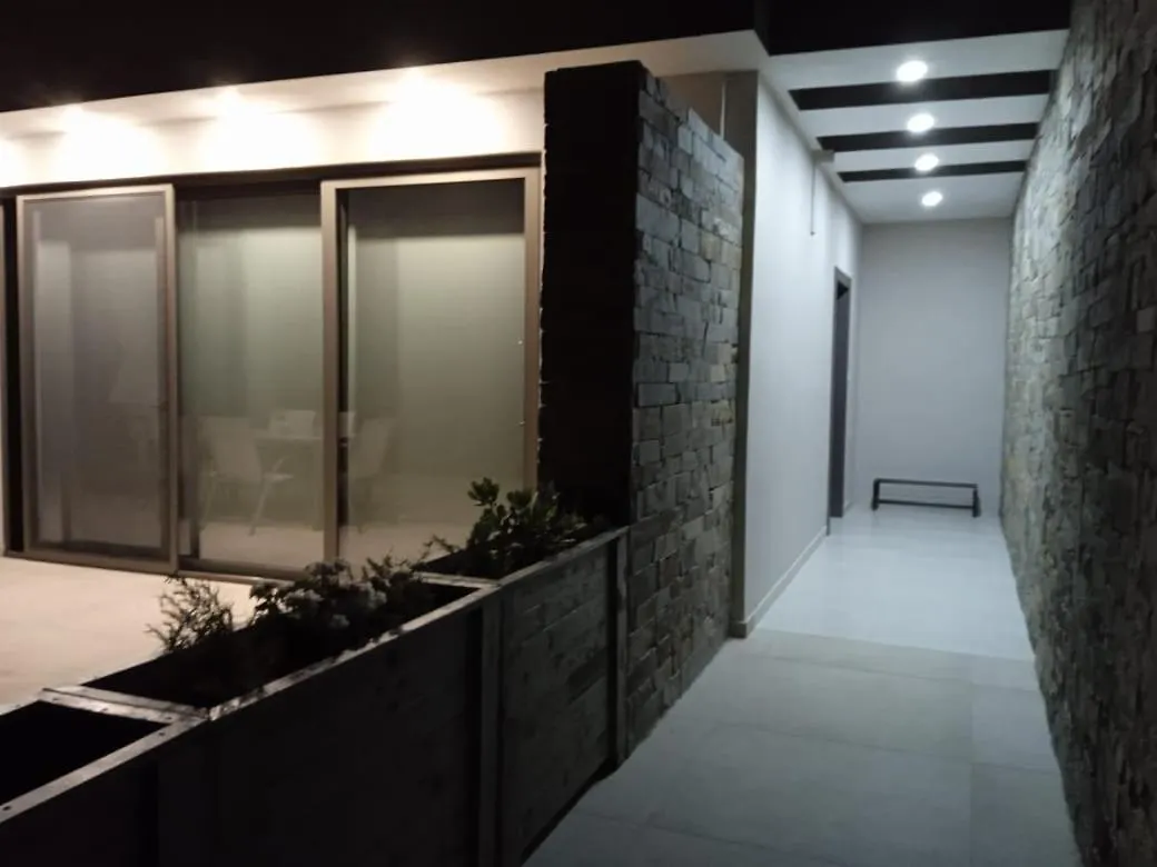 Υπόσκαφα Cave Concept Apartment Ammouliani